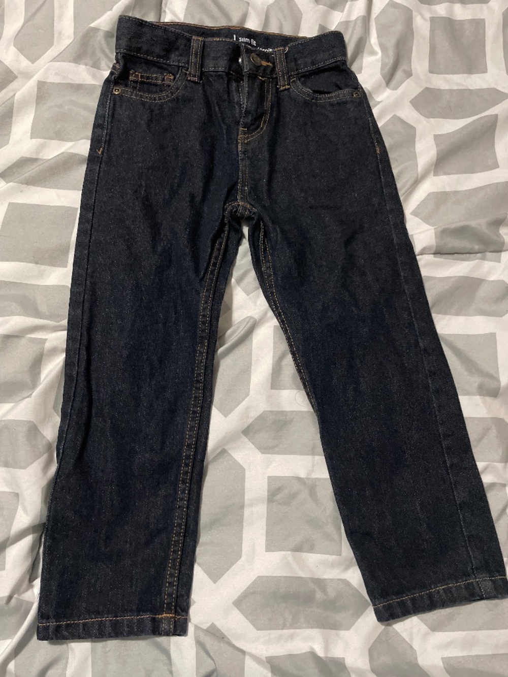 slim fit jeans